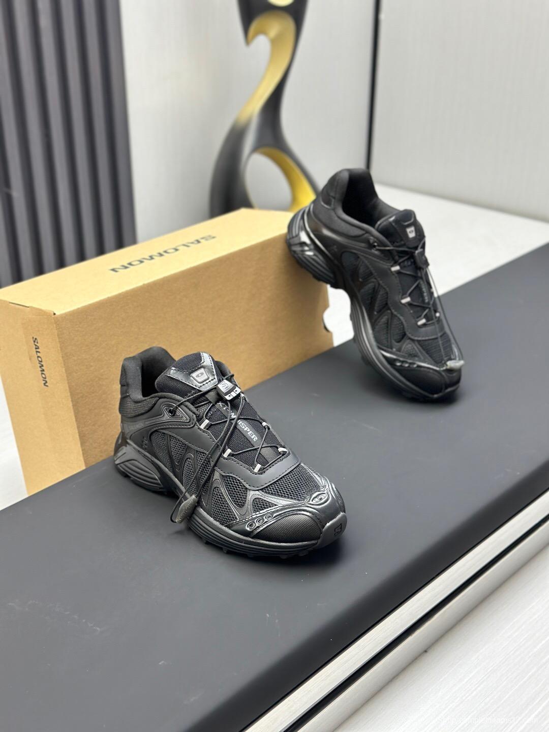 2025 Unisex SALOMON Black Leather Mesh Sneakers AS00320