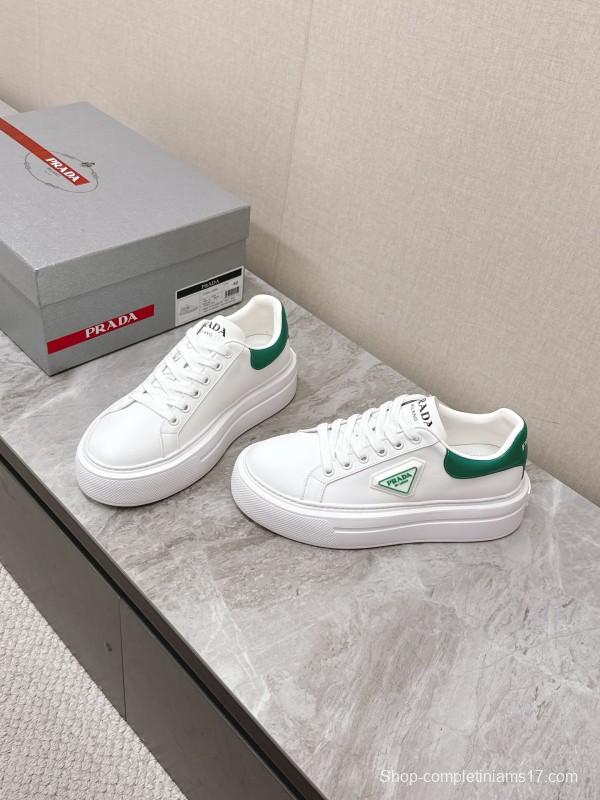 2025 Unisex Prada White Green Calf Leather Sneakers KFY00290