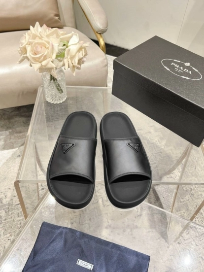 2025 Men Prada Black Leather Slippers KFY00220