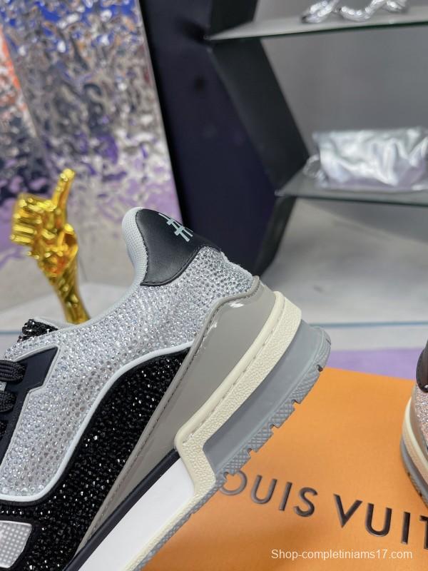 2025 Unisex Louis Vuitton Black White Leather Denim Plimsolls Handcrafted Diamonds AS00400