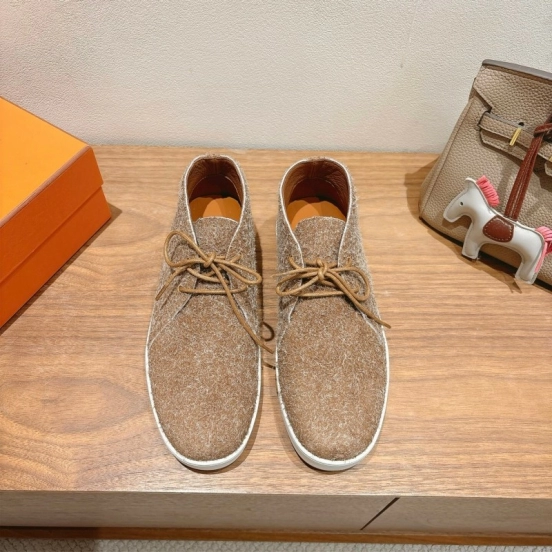 2025 Unisex Hermès Brown Tan Wool Chukka Boots AS00380