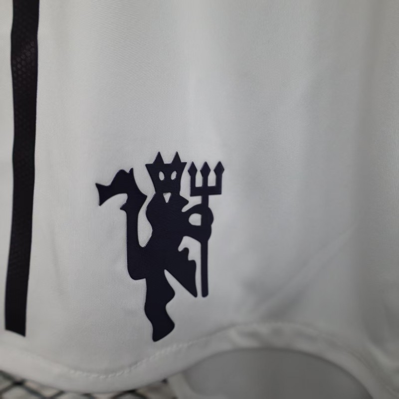 Player Version 25/26 Manchester United Home Shorts
