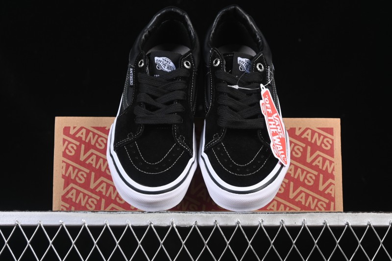 Vans Sk8-Low Low-Top Skate Shoes - VN0A4UUK2V4