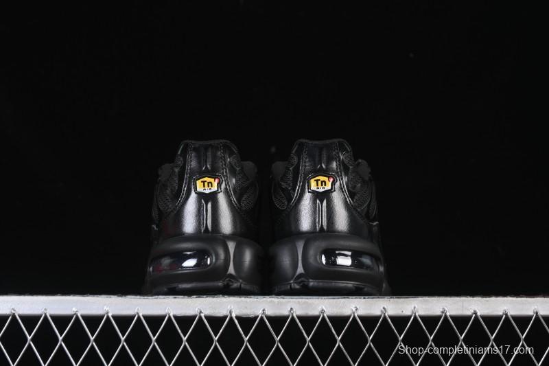 Nike Air Max Plus Retro Running Shoes with Air Cushion Technology - 604133-050