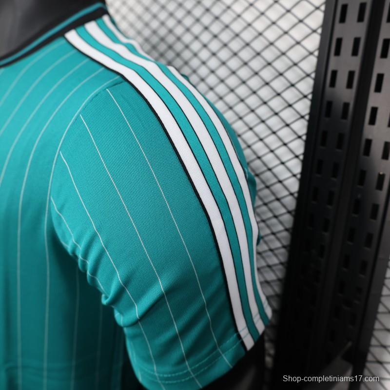 Player Version 25/26 Liverpool  Adidas Original Blue Jersey