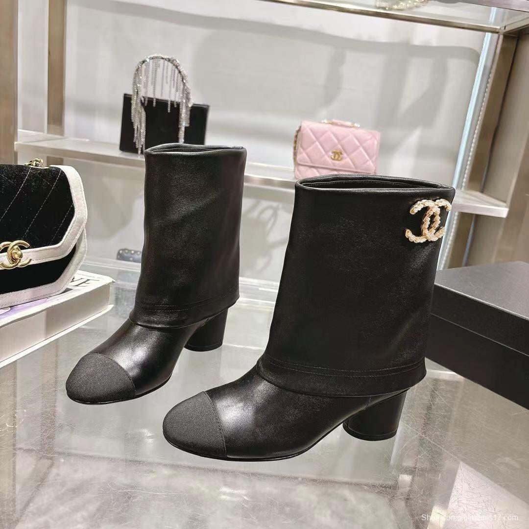 Chanel 2025/SS Runway Turn-Cuff Block Heel Straight Boots Tube Boots Classic Color Block - LY00400