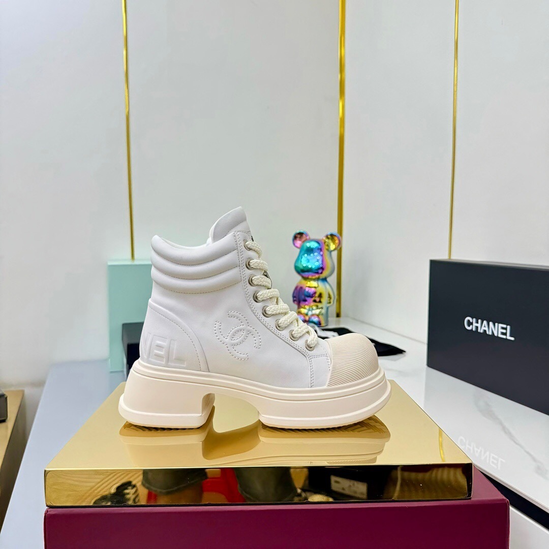 Chanel 2025 SS Short Boots Essential Heavy Duty Autumn Winter Collection - LY00400