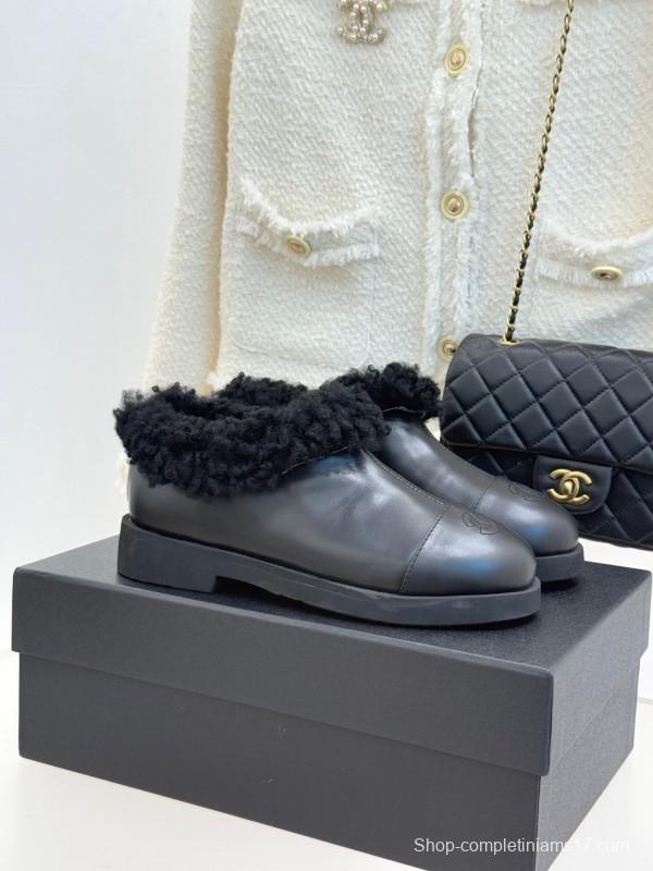 Chanel 2025/SS Double C Color-Block Shearling Snow Boots - KFY00270