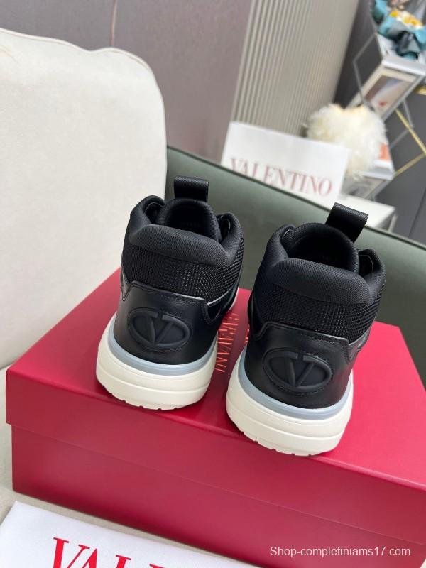 Valentino RUNBOOT Mid-Top Sneakers with Urban Casual Design - AS00380