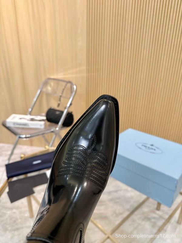 Prada Classic Pointed Toe Boots - L Y00330