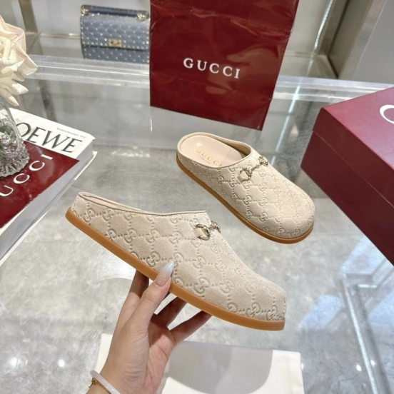 Gucci Camel Suede Horsebit Women's Barefoot Mules - LY00240