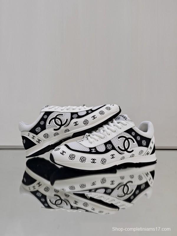 Chanel 2025 SS Limited Edition Silver Horn King 2 Sneakers - KFY00340