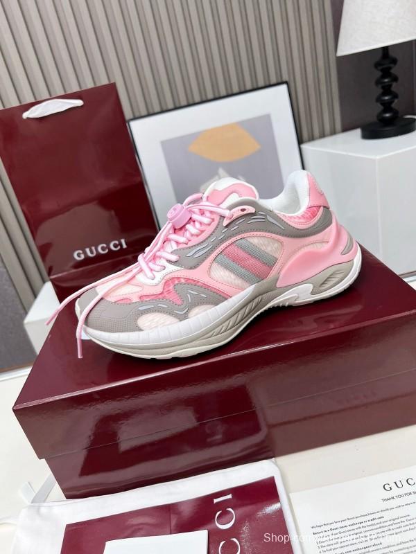 Gucci 2025 SS Collection 2.0 Sneakers with Retro-Futuristic Design and Reflective Stripes - LY00460