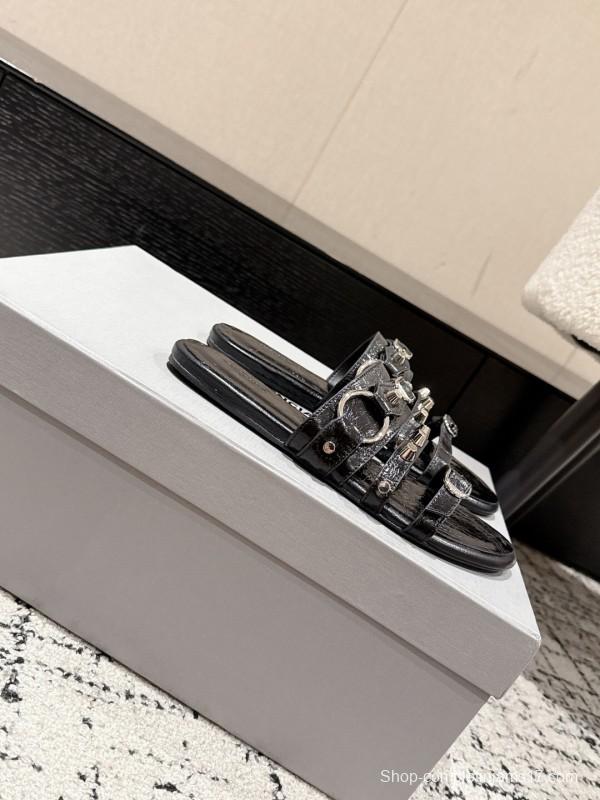 Balenciaga Cagole Metal Studded Sandals Series - KFY00260