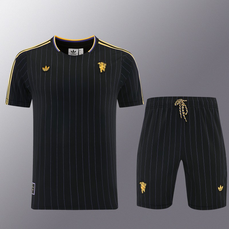 26/27  Manchester United Black Short Sleeve+Soccer Shorts